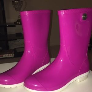 Ugg rain boots
